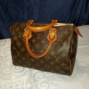 Louis Vuitton Speedy 25